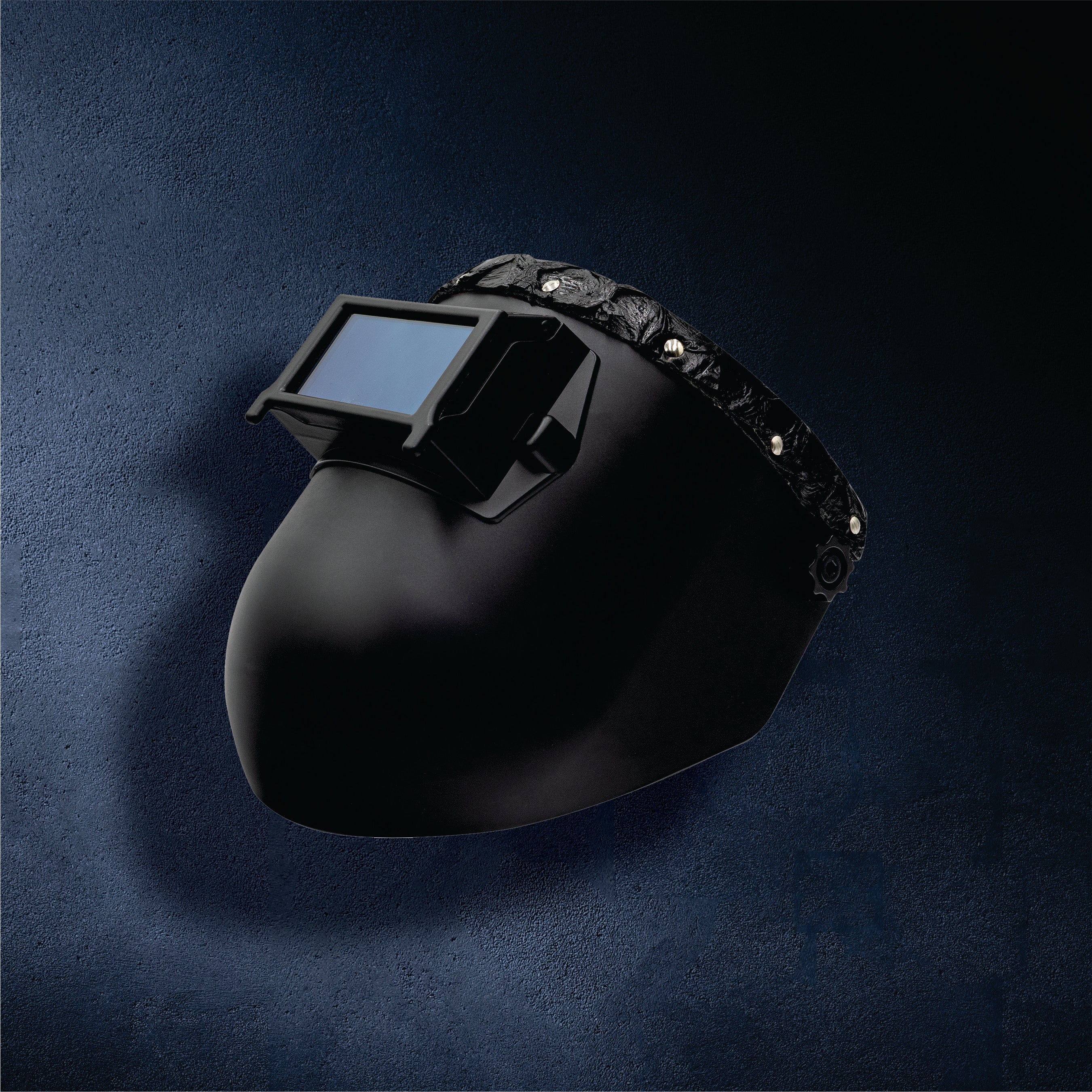 Outlaw Leather Proliner — Black Pirarucu